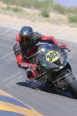 media/Oct-01-2023-SoCal Trackdays (Sun) [[4c570cc352]]/Turn 7 Inside (11am)/